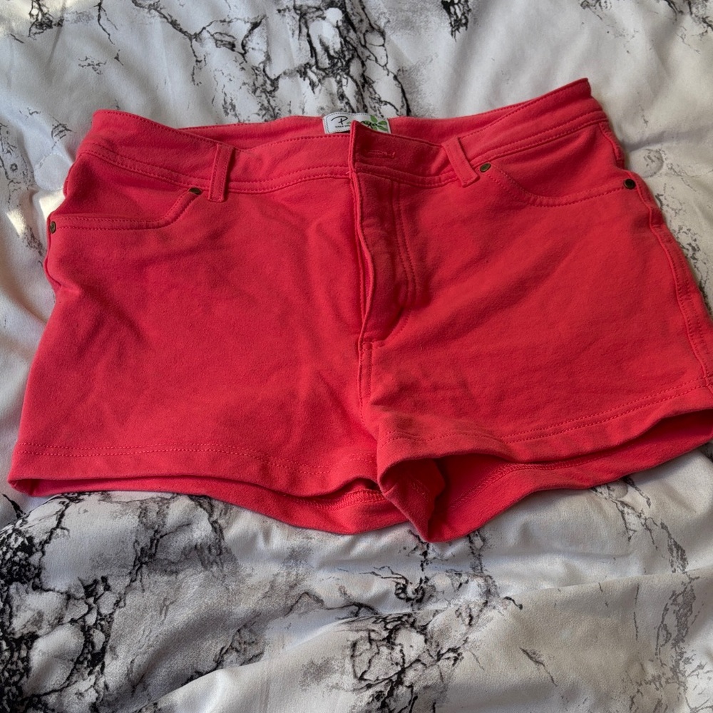 💎3/$15 - Peach Comfort Stretch shorts